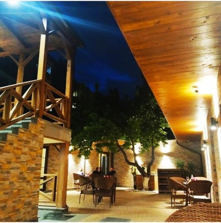 Boutique Living Hotel By Arta เยเรวาน ภายนอก รูปภาพ