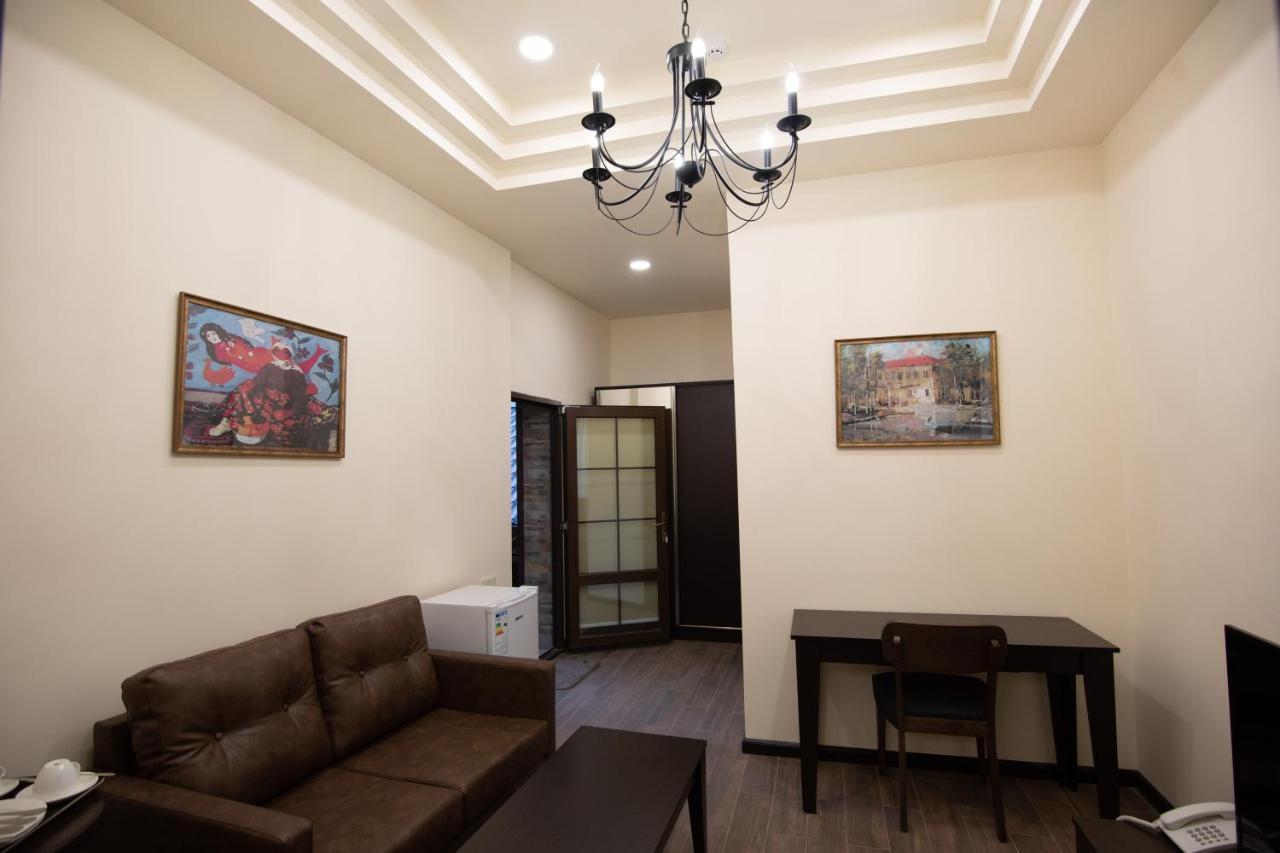 Boutique Living Hotel By Arta เยเรวาน ภายนอก รูปภาพ